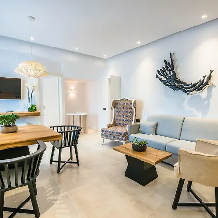 وأجنحة بورتيه ميكونوس