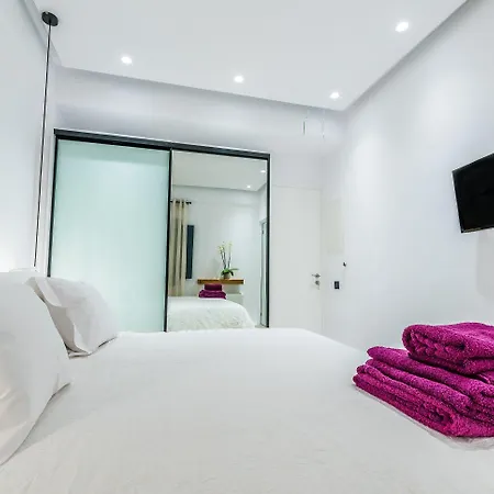 وأجنحة بورتيه ميكونوس 4* Mykonos Town