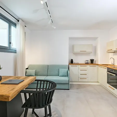 وأجنحة بورتيه ميكونوس فندق