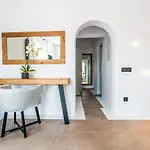 Hotell Portes & Mykonos