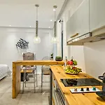 Hotell Portes & Mykonos 4*