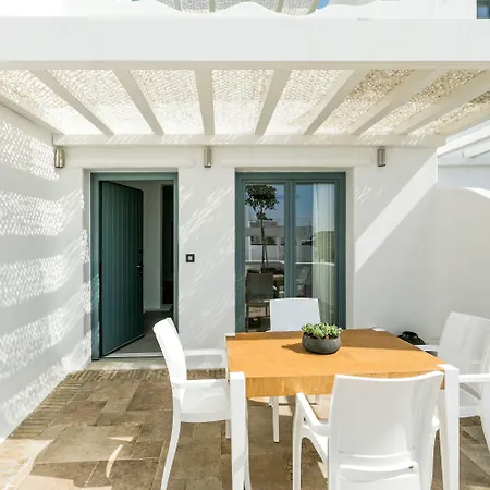 Отель Portes & Mykonos