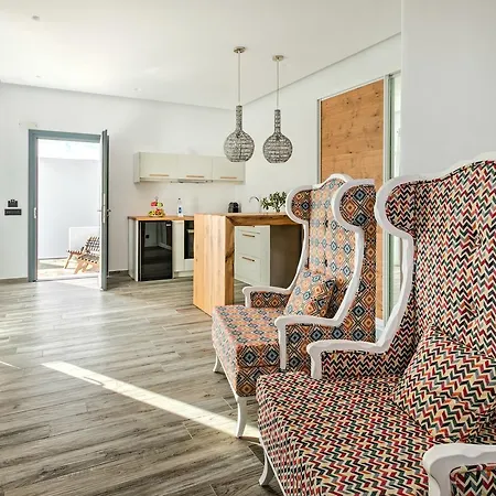 Portes Suites&villas Mykonos 4*