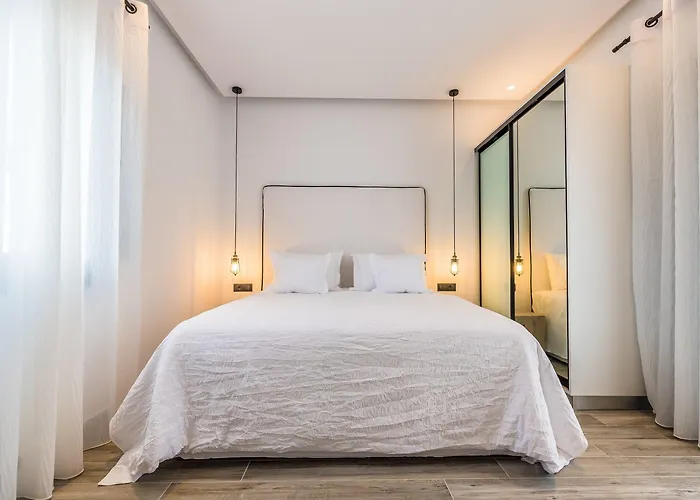 Portes & Mykonos Hotell 4*