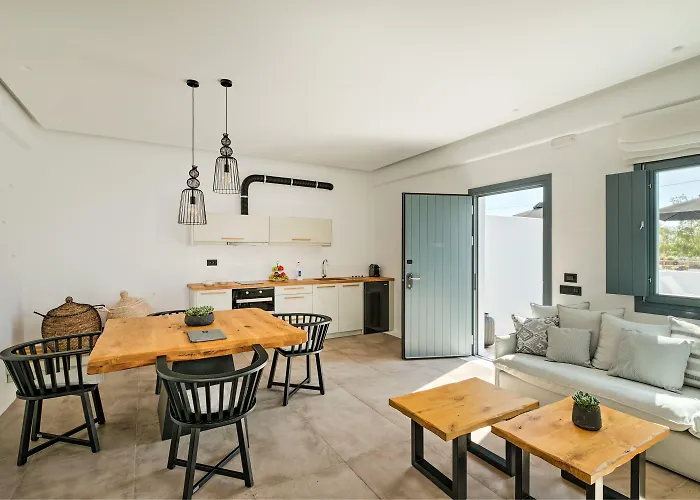 Portes & Mykonos Hotel 4*