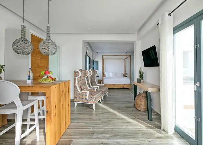 Portes & Mykonos מלון 4*