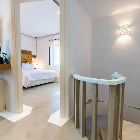 Portes & Mykonos Hotel 4*