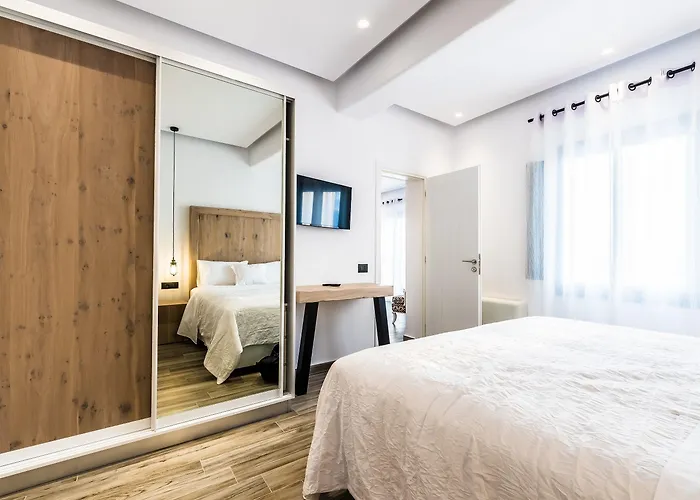 Portes & Mykonos Hotel